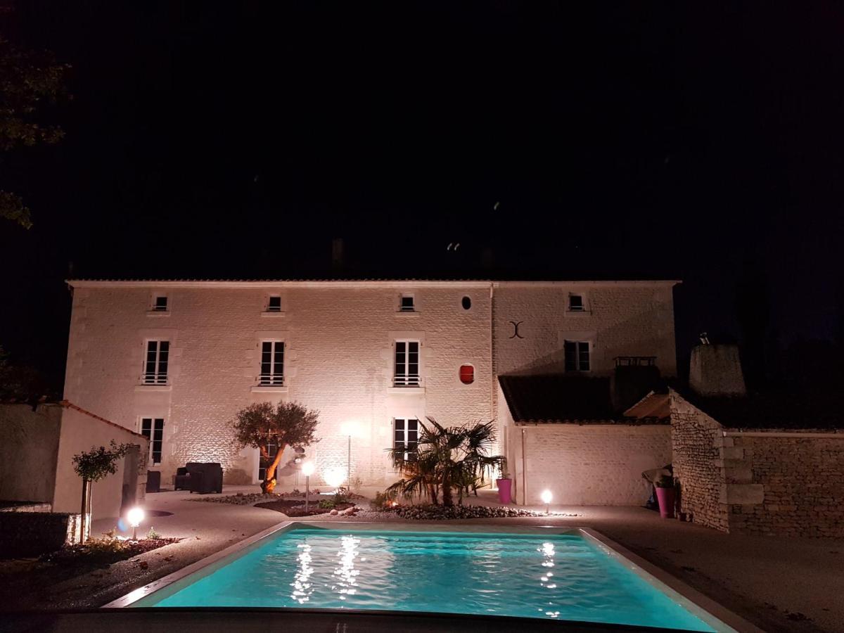 Bed and Breakfast Le Marais Picotin Saint-Pierre-le-Vieux  Экстерьер фото